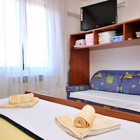 Guest house Andela J