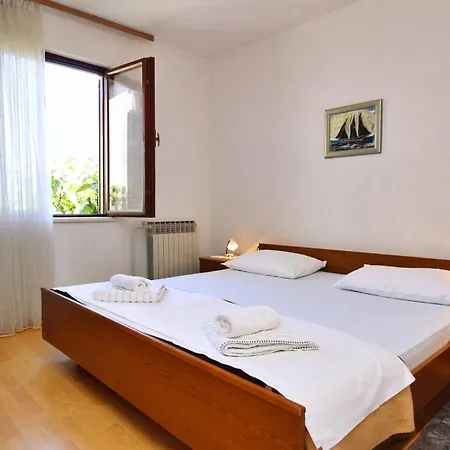 Guest house Andela J Silo (Krk)