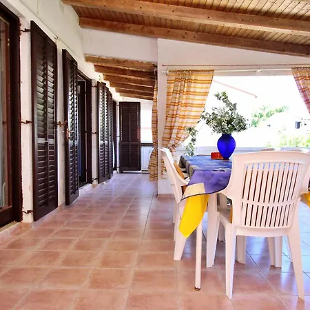 Andela J Maison d'hôtes Šilo